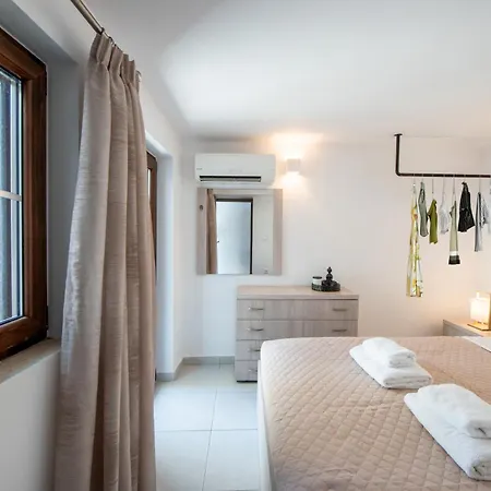 Apartmán Amarantios Urban Nest *